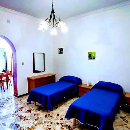 La Casetta Di Giuli Apartment ปาแลร์โม ภายนอก รูปภาพ