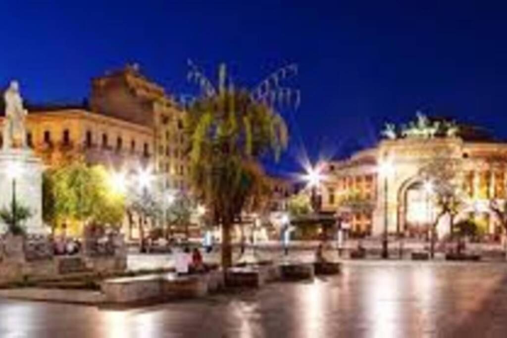 La Casetta Di Giuli Apartment ปาแลร์โม ภายนอก รูปภาพ